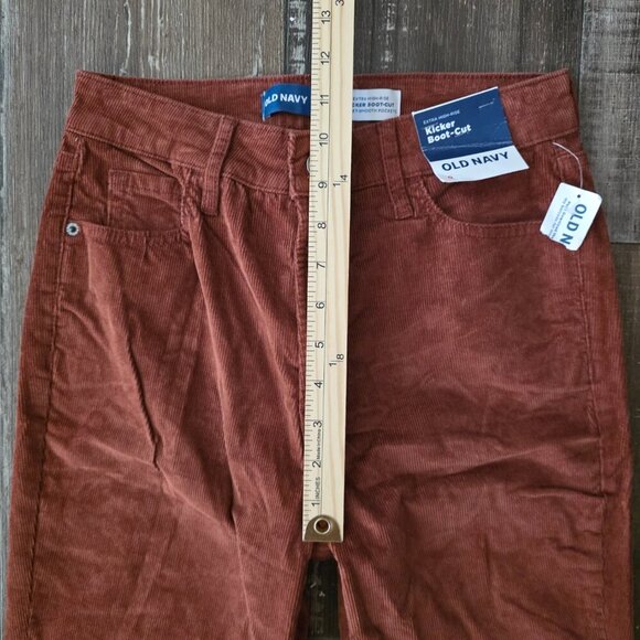 Old Navy Extra High Rise Kicker Boot Cut Women's Corduroy Pants Size 0 - Picture 6 of 8